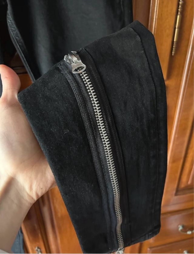 Zara - Pantalone jeans nero unisex con cerniere