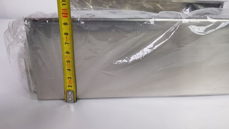 HUBERT® Stainless Steel 1-Box Disposable Glove Dispenser - 10"L X 3 3/4