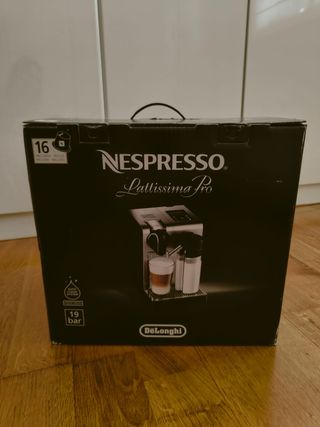 Nespresso DeLonghi Lattissima Pro EN750MB Cafetera