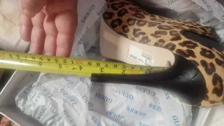 Botines GUESS Animal Prink