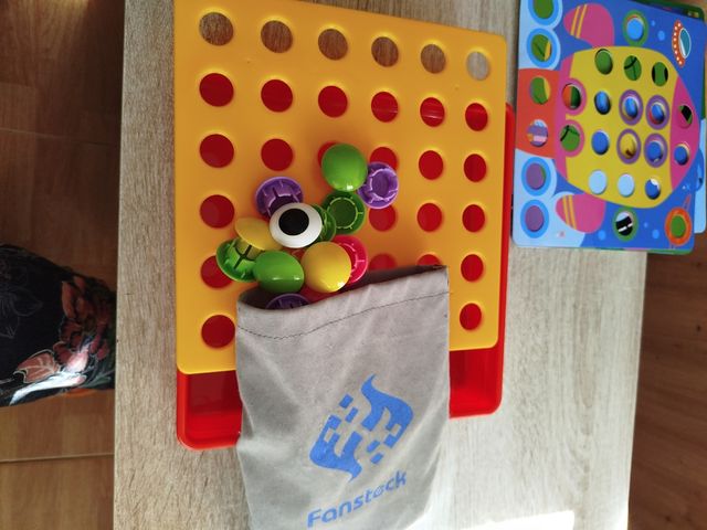 Juego de mesa pinchitos