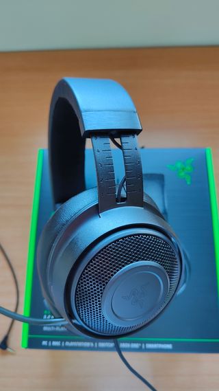 Razer kraken Auriculares Gaming en su caja