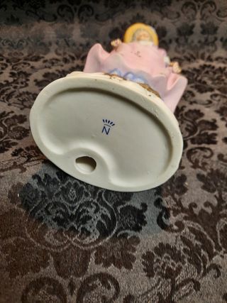 Figura statuetta in ceramica vintage