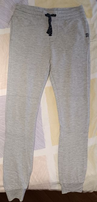Pantalón chándal gris 146cm
