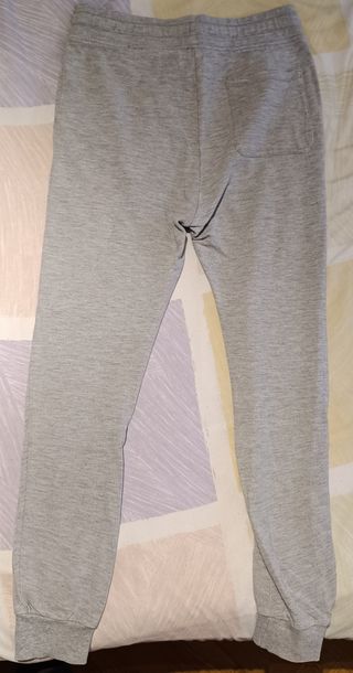 Pantalón chándal gris 146cm