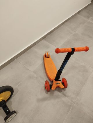 Patinete Scooter Niños Ruedas luminosas.