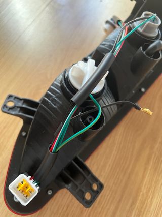 Luz antiniebla trasera Frear DFM/DFSK FengGuang