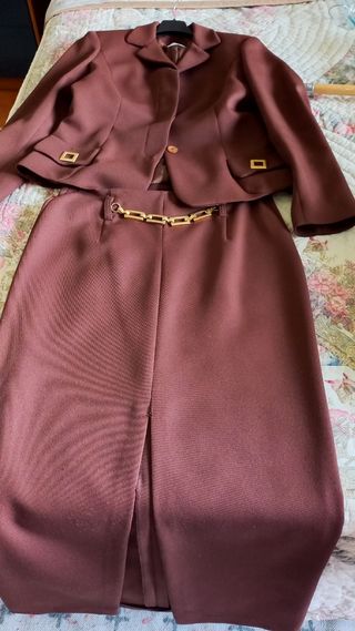 Completo giacca + gonna lunga