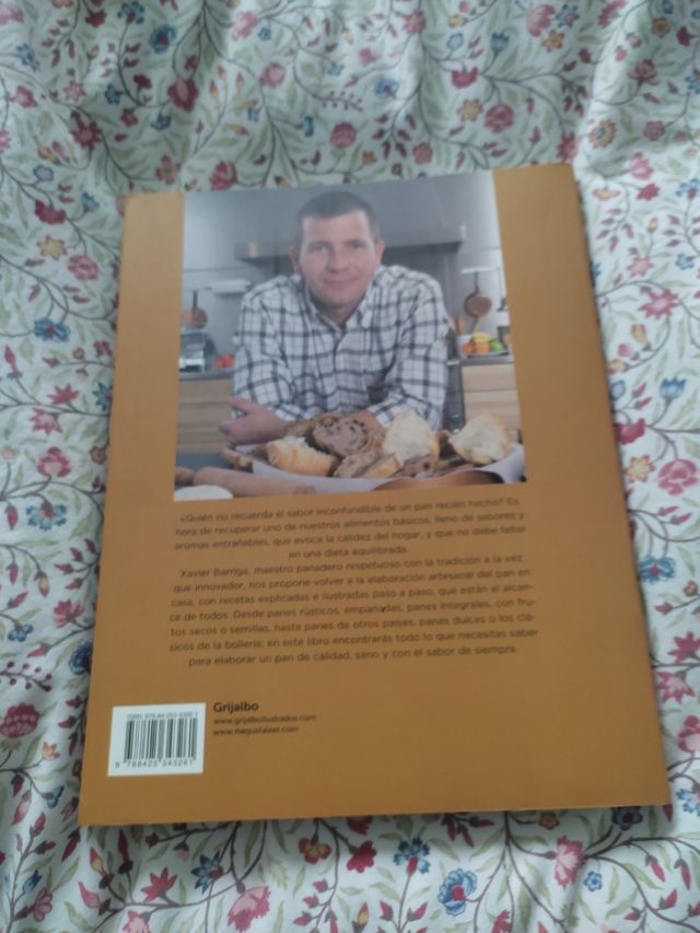 Pan: Hecho en casa y con el sabor de siempre (Spanish Edition)