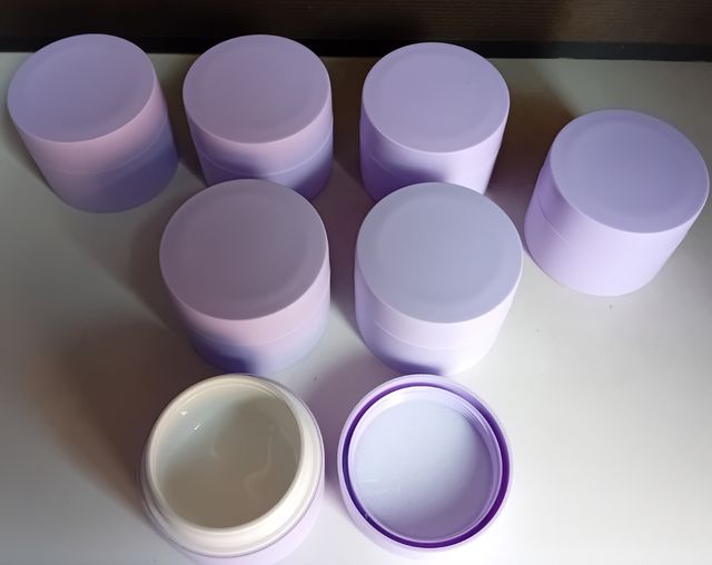 Botes, envases pequeños