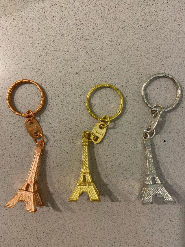 llaveros torre eiffel