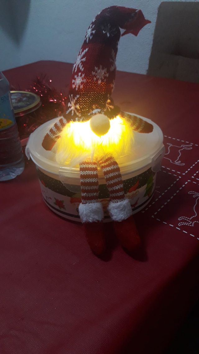 Gnomo de navidad con led