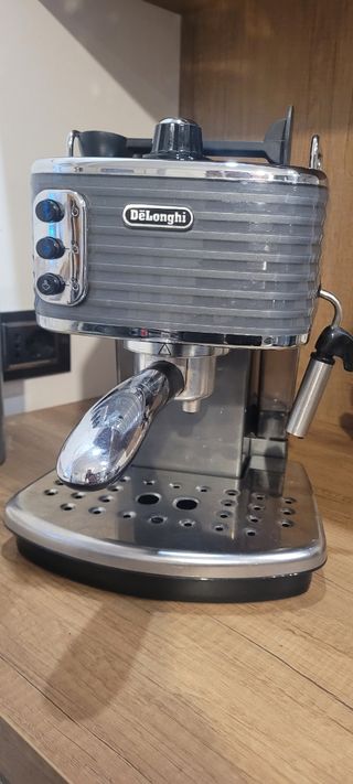Macchina caffè DeLonghi