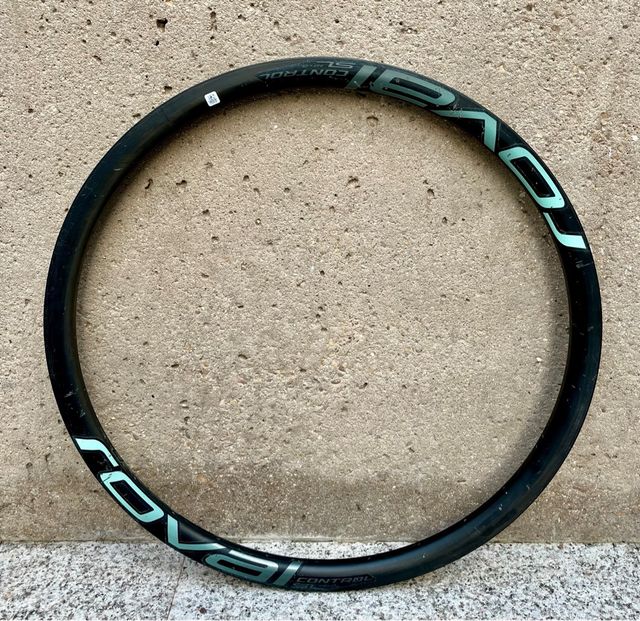 Rueda Roval delantera de carbono