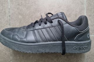 Adidas Sneakers Nere