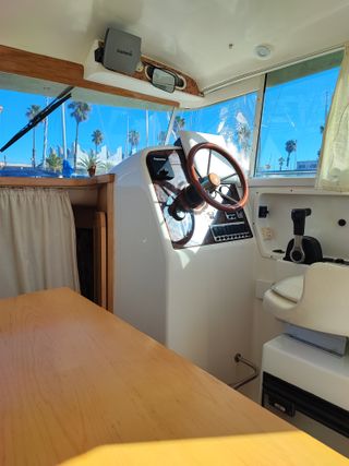 BARCO PESCA-PASEO 7m DE ESLORA