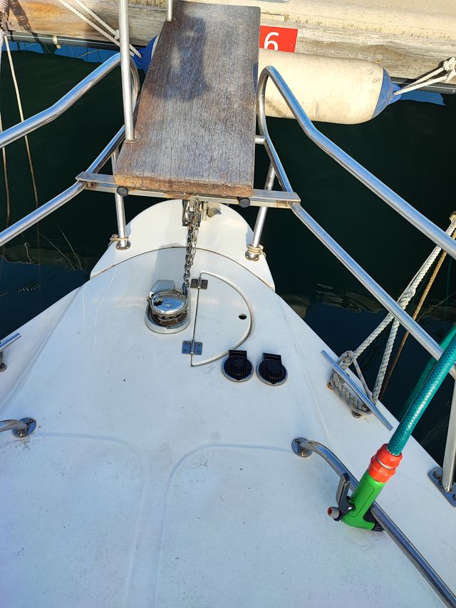 BARCO PESCA-PASEO 7m DE ESLORA