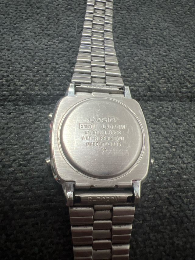 🉐OFERTA SOLO HOY Reloj CASIO LA670W