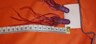 Pendientes burdeos pluma largos