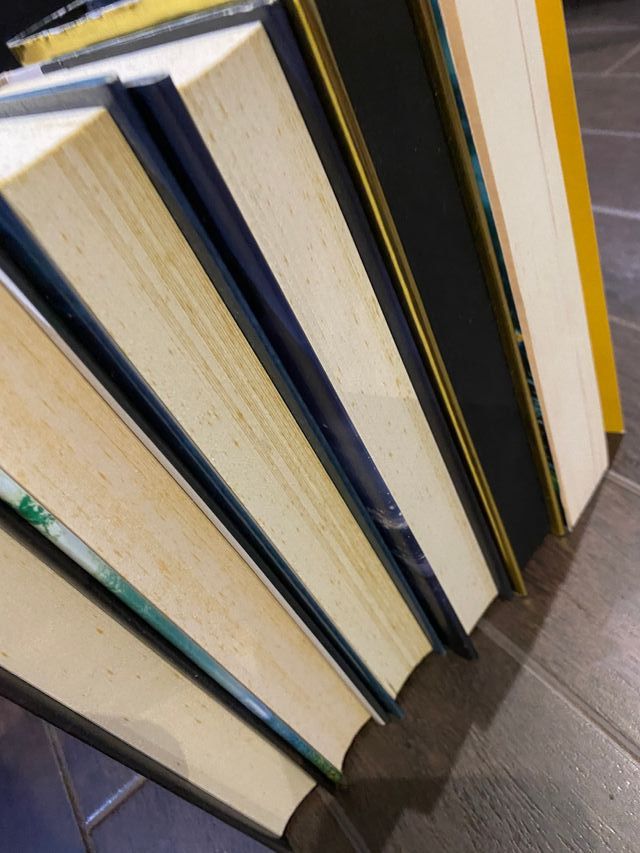 Pack de 6 libros ingles todos tapa dura menos 1