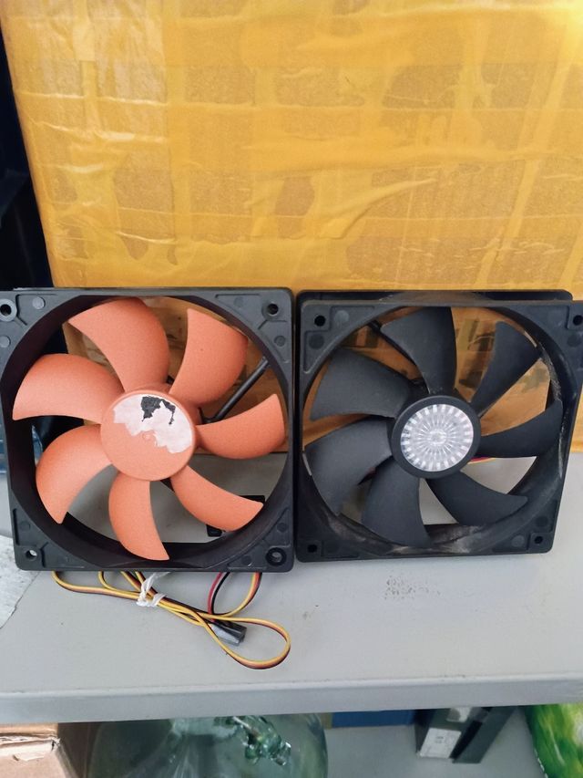 Ventole due pezzi da 12x12x2,5 per case