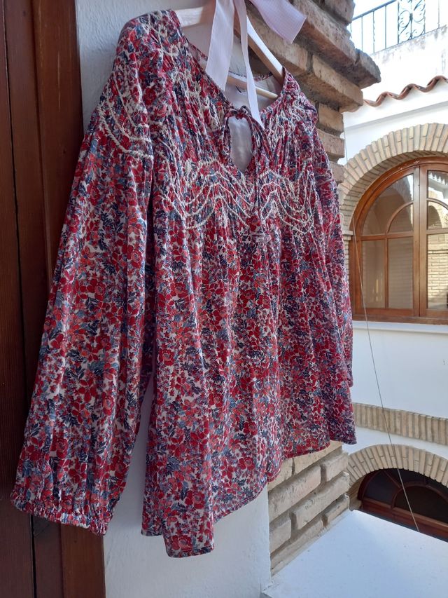 Blusa flores Pedro del Hierro💙 