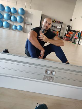 Entrenador personal, yoga y pilates