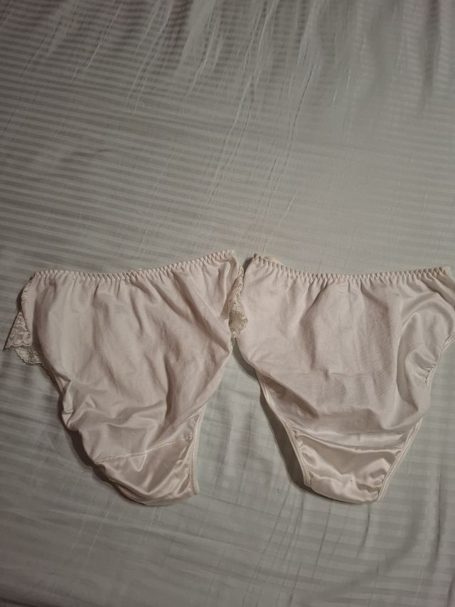 Mutande con pizzo e raso