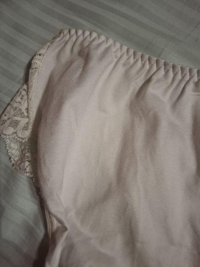 Mutande con pizzo e raso