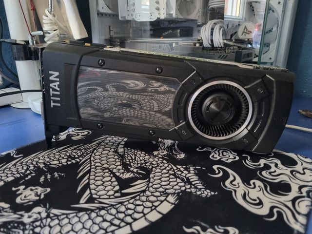 NVIDIA GeForce Titan X – 12GB GDDR5, Potencia