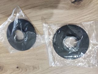 Embellecedor de toma de paso.