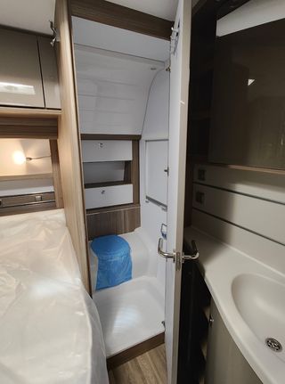 Alquiler de caravana de lujo nueva