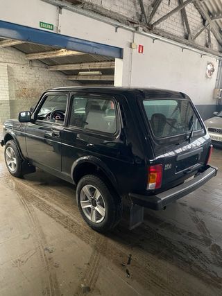 Lada Niva 2025 en stock para entrega inmediata.