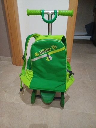 Patin con mochila