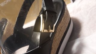 Sandalias cuña de piel negras