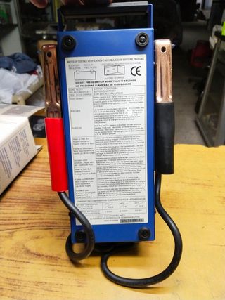 Comprobador baterías DHC  6V Y 12V