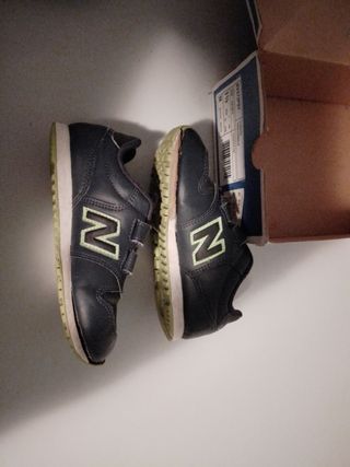Scarpe new balance n. 32