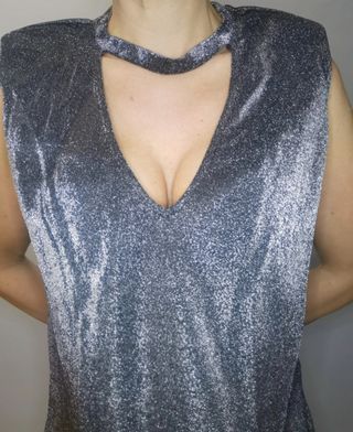 Camiseta brillis. Con etiqueta 