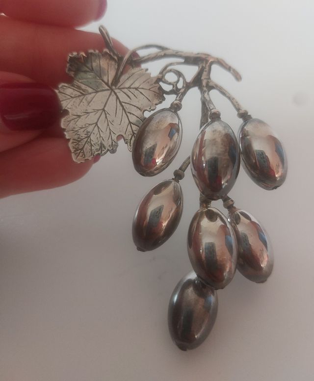 Racimo uva 🍇 plata de Ley