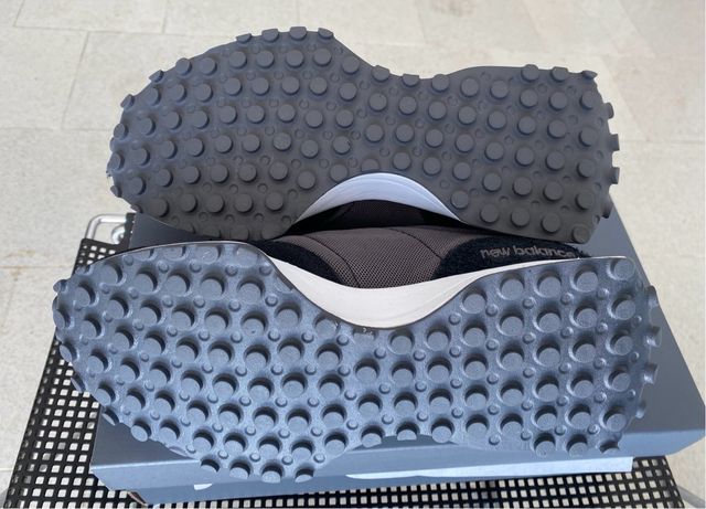 New Balance 327 nero n. 39,5 NUOVE