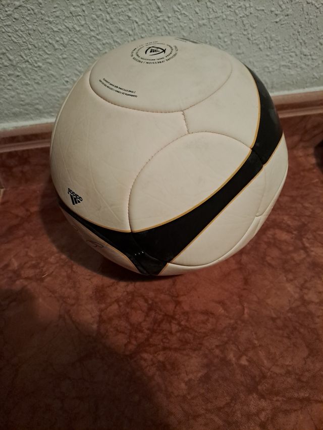 Balón Beckham con firma