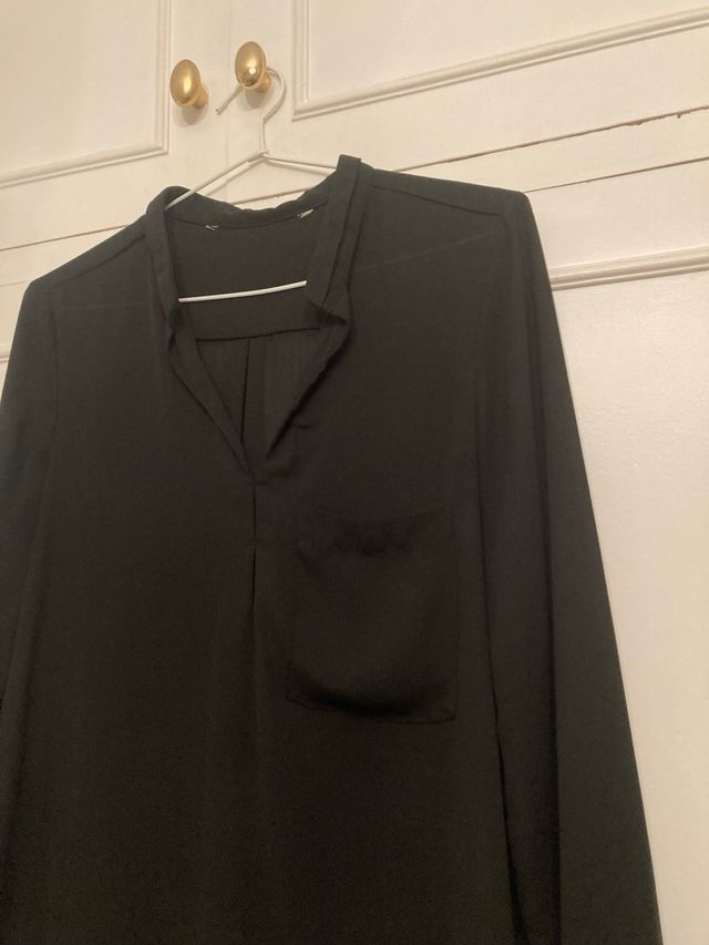 Blusa negra de zara TS