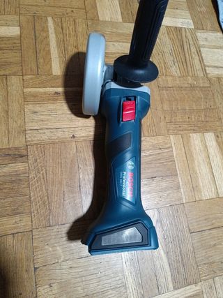 Radial amoladora BOSCH NUEVO 