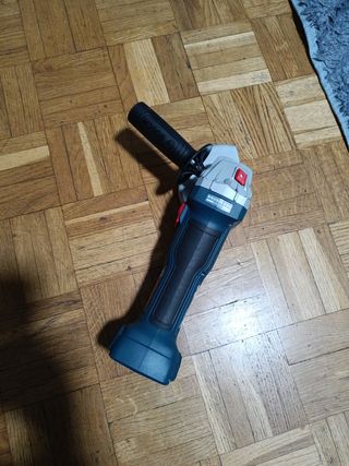 Radial amoladora BOSCH NUEVO 