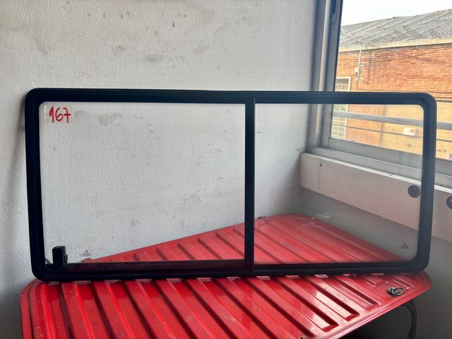 VW T4 Ventana Corredera Izquierda Transpar ref.167