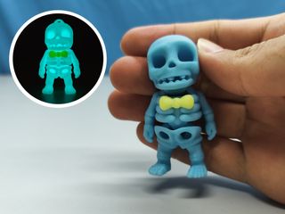 Esqueleto com laço amarelo