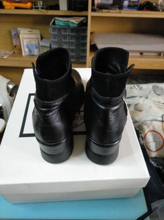 "Botines piel Mujer".
