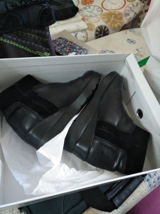 "Botines piel Mujer".
