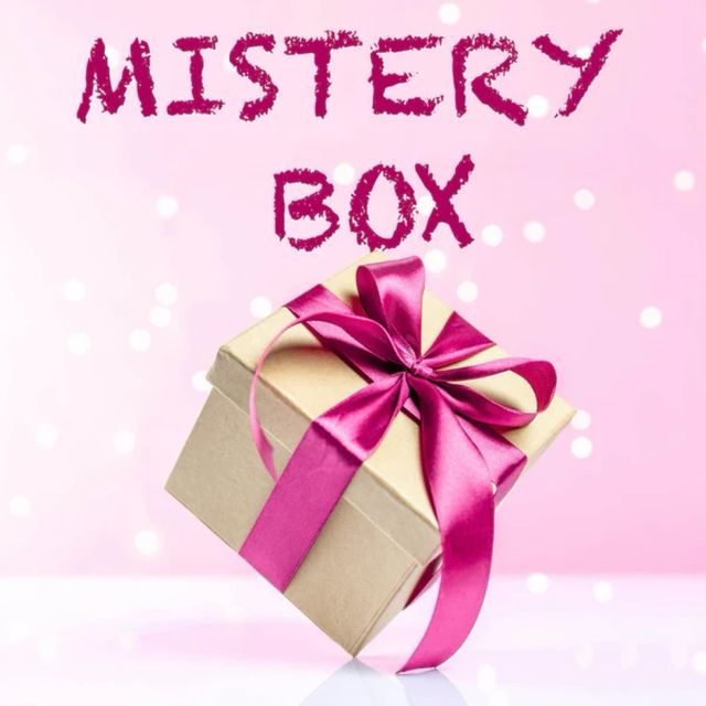 Mystery box makeup e gioielli