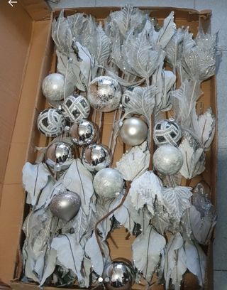 Decori albero, bianco,argento, glitterati. 41 pz